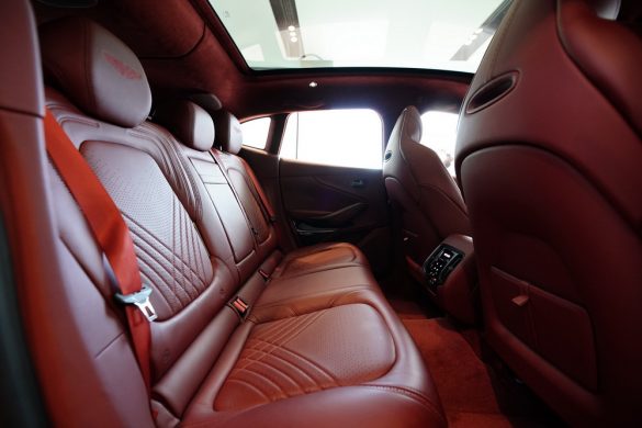Astonmartin_15