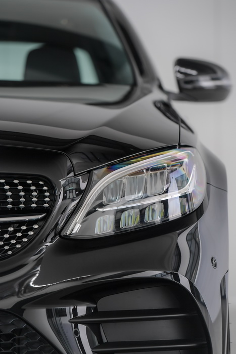 Mercedes-Benz C 300 e AMG Sport_12