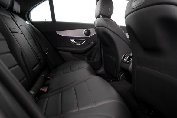 Mercedes-Benz C 300 e AMG Sport_64