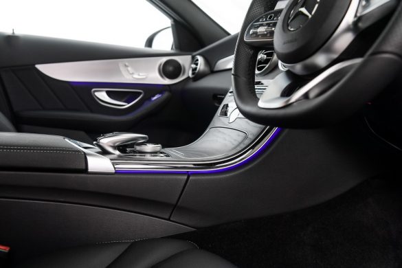 Mercedes-Benz C 300 e AMG Sport_67