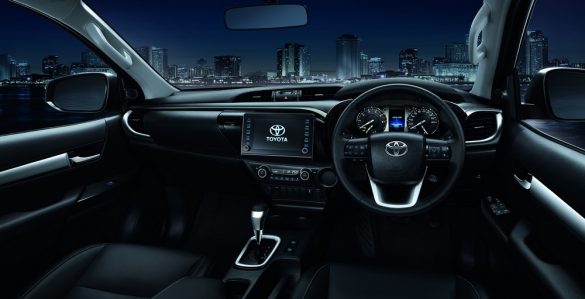 toyota revo_24