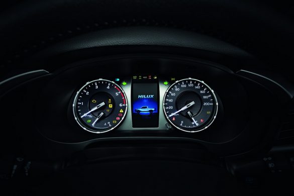 toyota revo_27