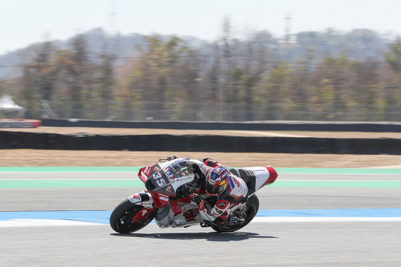 P1 MOTOGP 01_resize